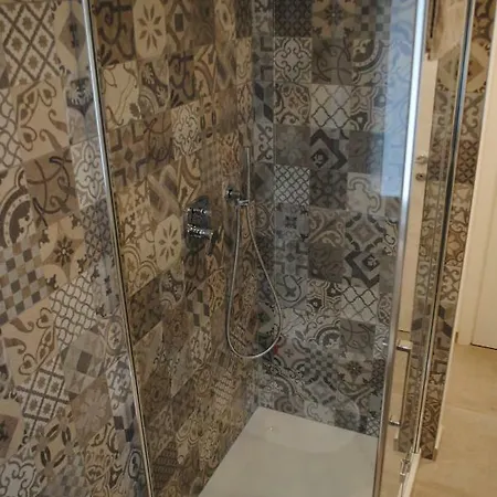 Gæstehus Dolcelago 3*
