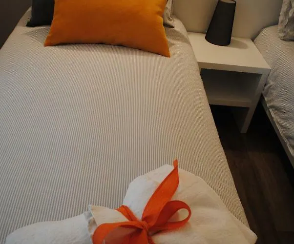 Dolcelago Affittacamere 3*