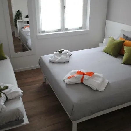 Casa de hóspedes Dolcelago 3*