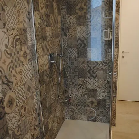 招待所 Dolcelago Sirone